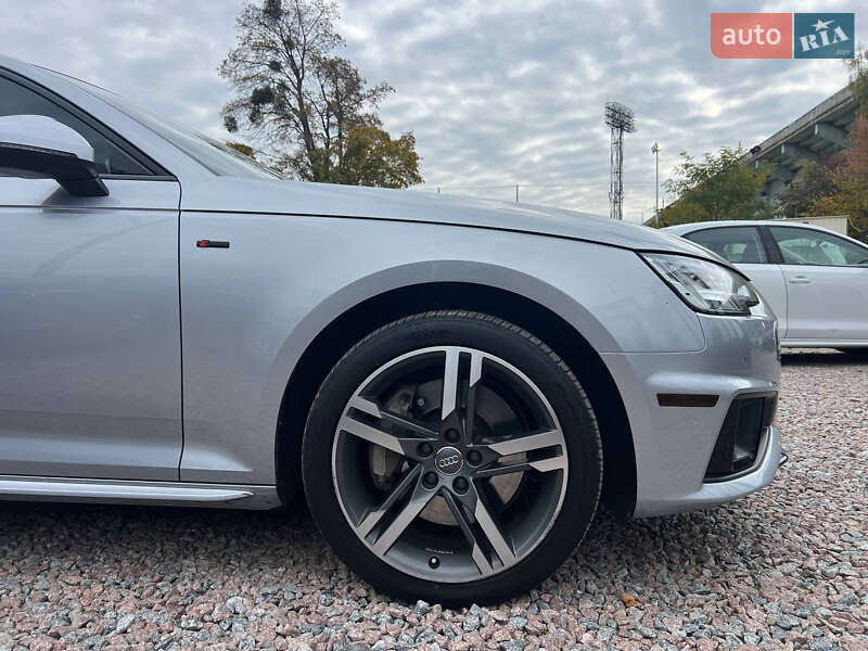 Седан Audi A4 2015 в Полтаві
