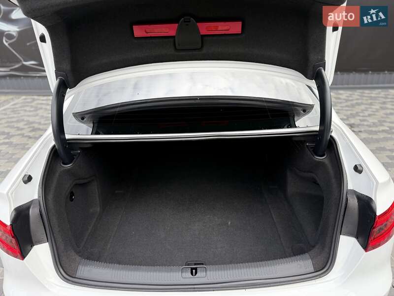 Седан Audi A4 2016 в Львові фото 25 Седан Audi A4 2016 в Львові