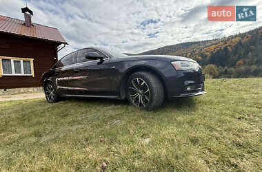 Седан Audi A4 2014 в 