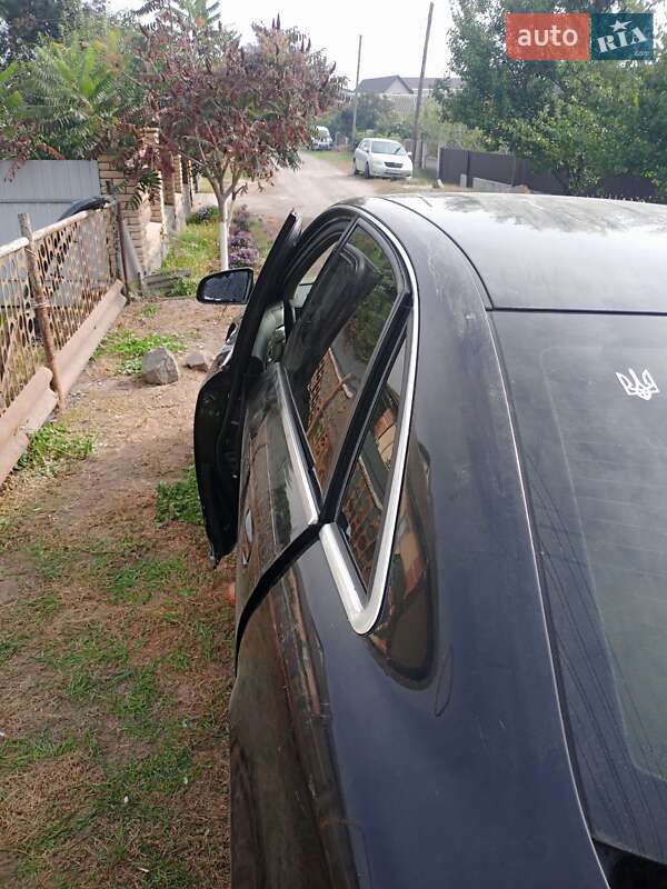 Седан Audi A4 2002 в Тростянці