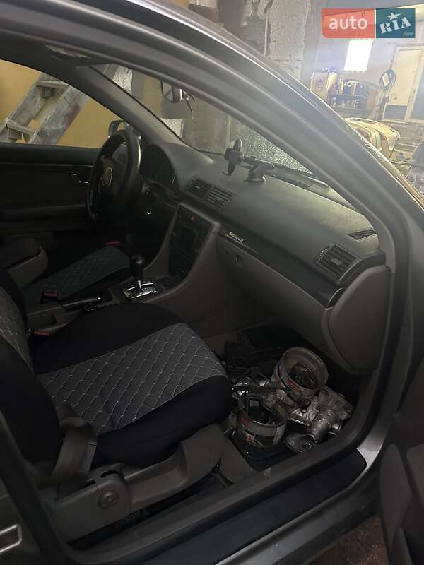 Универсал Audi A4 2003 в Чернигове