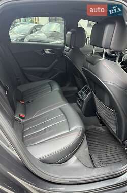 Седан Audi A4 2019 в 