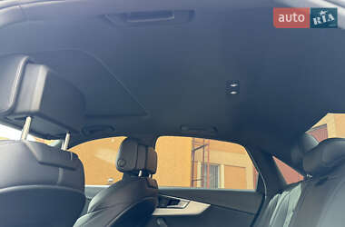 Седан Audi A4 2016 в 