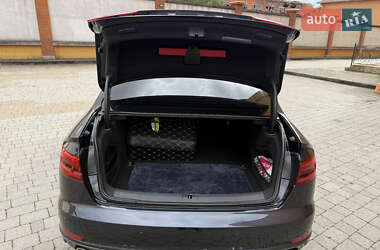 Седан Audi A4 2016 в 