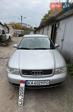 Седан Audi A4 1999 в Києві