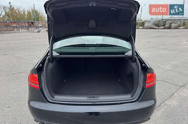 Седан Audi A4 2011 в 