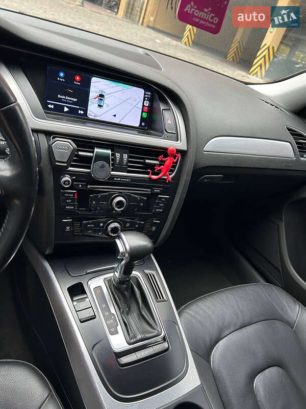 Седан Audi A4 2013 в Харькове