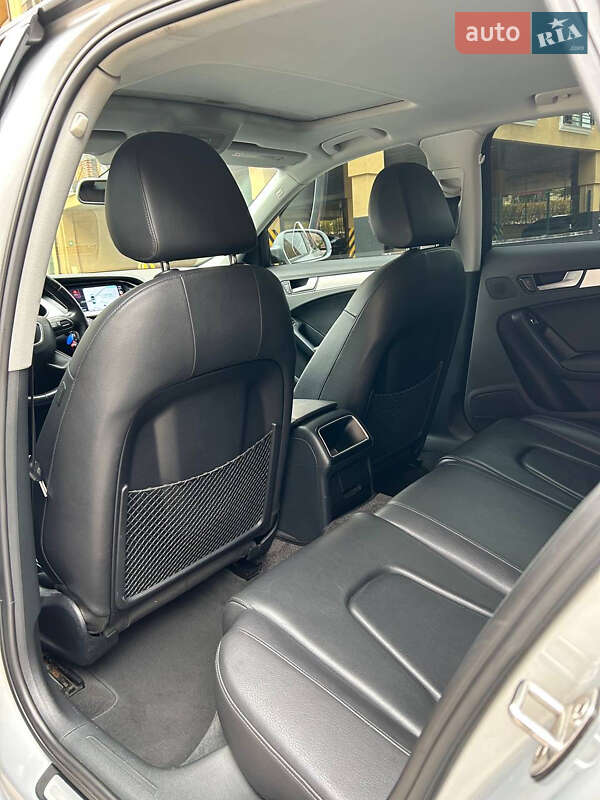 Седан Audi A4 2013 в Харькове