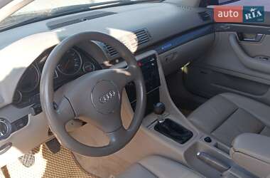Седан Audi A4 2004 в 