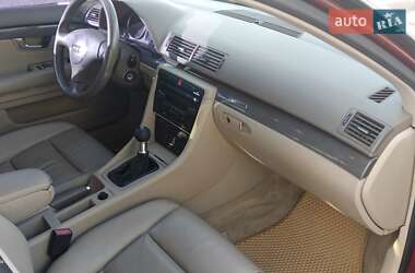 Седан Audi A4 2004 в 