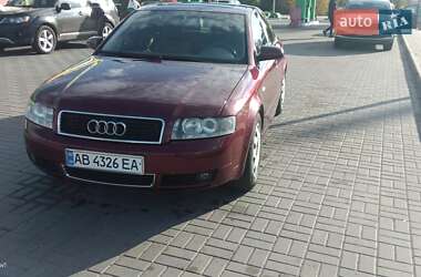 Седан Audi A4 2004 в 
