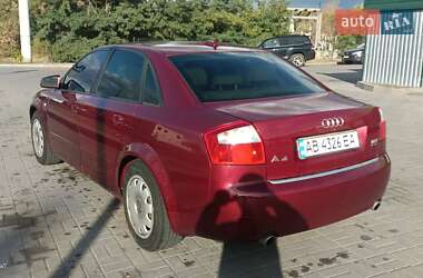 Седан Audi A4 2004 в Новомосковске