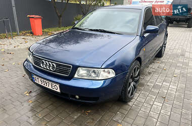 Седан Audi A4 1998 в 