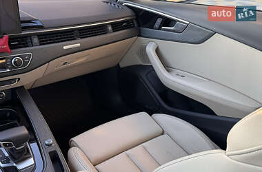 Седан Audi A4 2023 в 