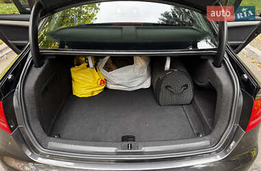 Седан Audi A4 2008 в  фото 42 Седан Audi A4 2008 в