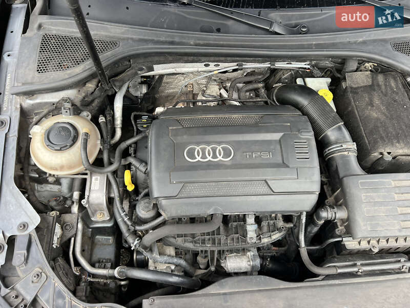 Седан Audi A4 2014 в Києві фото 15 Седан Audi A4 2014 в Києві