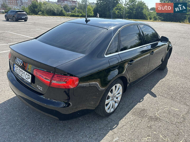 Седан Audi A4 2012 в Чернівцях