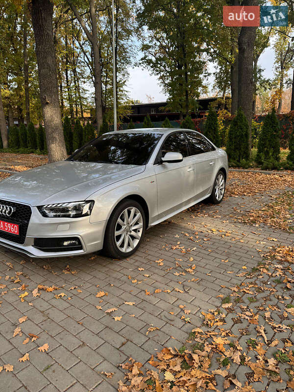 Седан Audi A4 2014 в Харкові