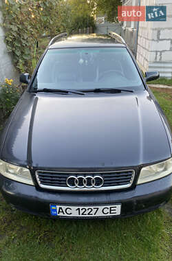 Універсал Audi A4 2000 в Турійську