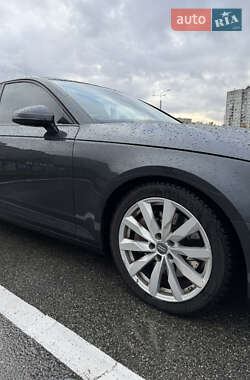 Седан Audi A4 2016 в 
