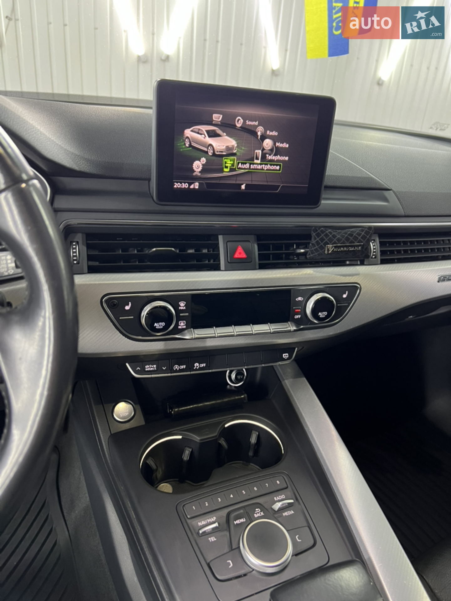 2016 Audi A4 - мініатюра 13