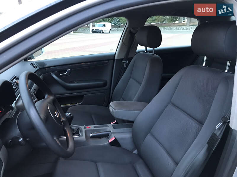 Седан Audi A4 2002 в Корсуне-Шевченковском