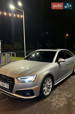 Седан Audi A4 2018 в Днепре