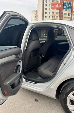 Седан Audi A4 2011 в 