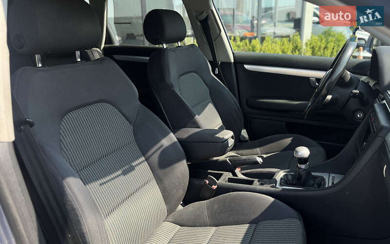 Універсал Audi A4 2005 в Мукачевому фото 12 Універсал Audi A4 2005 в Мукачевому