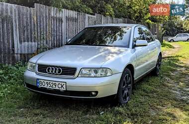 Седан Audi A4 1999 в Теофіполі