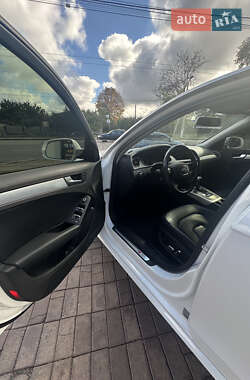 Седан Audi A4 2013 в  фото 9 Седан Audi A4 2013 в
