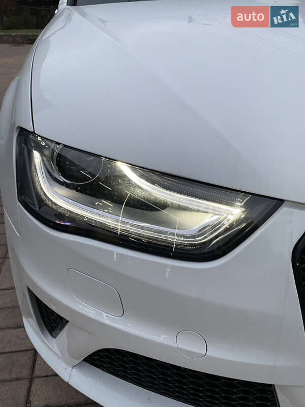 Седан Audi A4 2013 в Кропивницькому