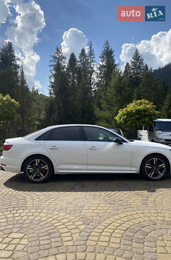 Седан Audi A4 2016 в 