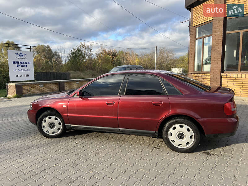 Седан Audi A4 1999 в Хмельницькому