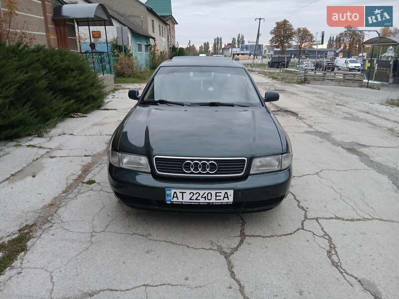 Седан Audi A4 1996 в Хотине фото 2 Седан Audi A4 1996 в Хотине