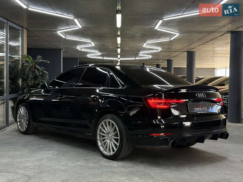 Седан Audi A4 2018 в Одессе