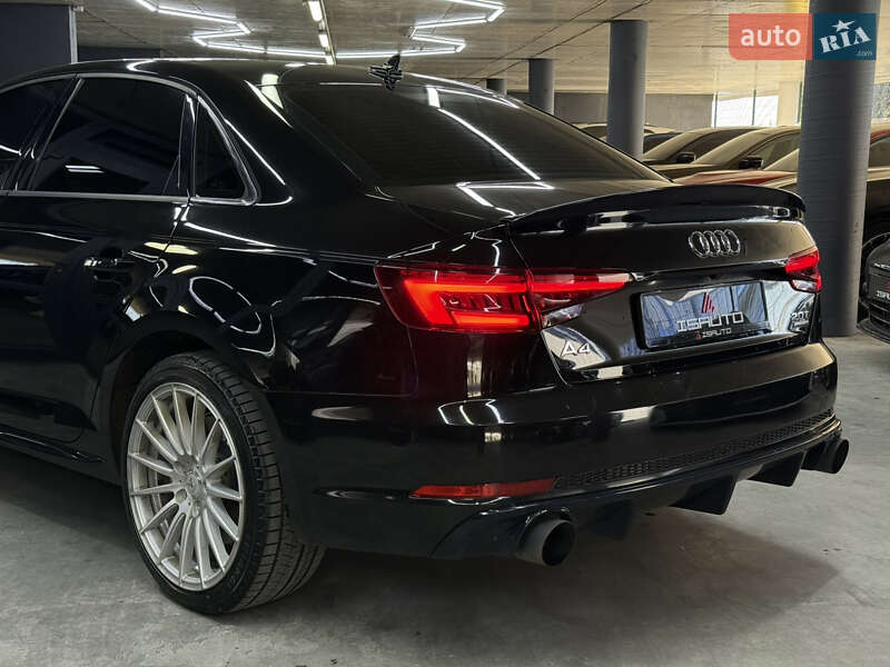 Седан Audi A4 2018 в Одессе