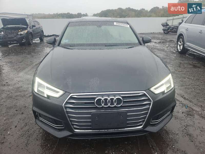 Седан Audi A4 2017 в Одессе