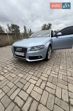 Седан Audi A4 2008 в  фото 5 Седан Audi A4 2008 в