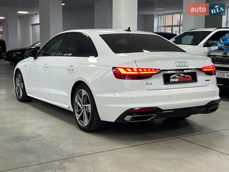 Седан Audi A4 2024 в Полтаві