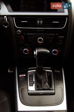 Седан Audi A4 2013 в 