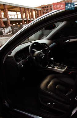 Седан Audi A4 2013 в 