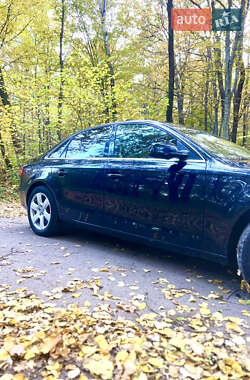 Седан Audi A4 2011 в  фото 6 Седан Audi A4 2011 в