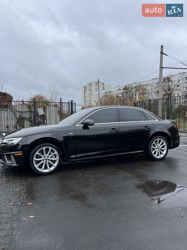 Седан Audi A4 2018 в Харкові