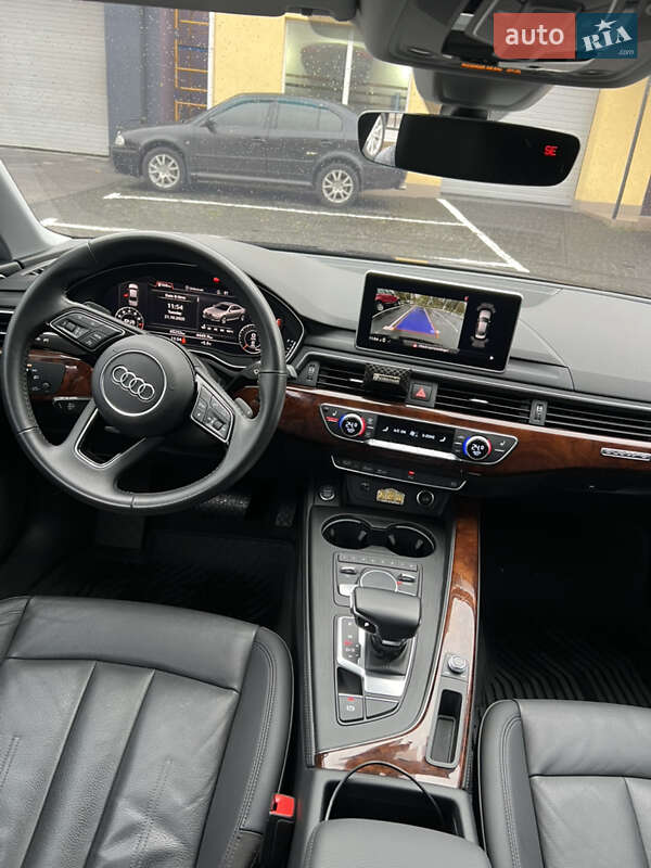 Седан Audi A4 2018 в Харкові