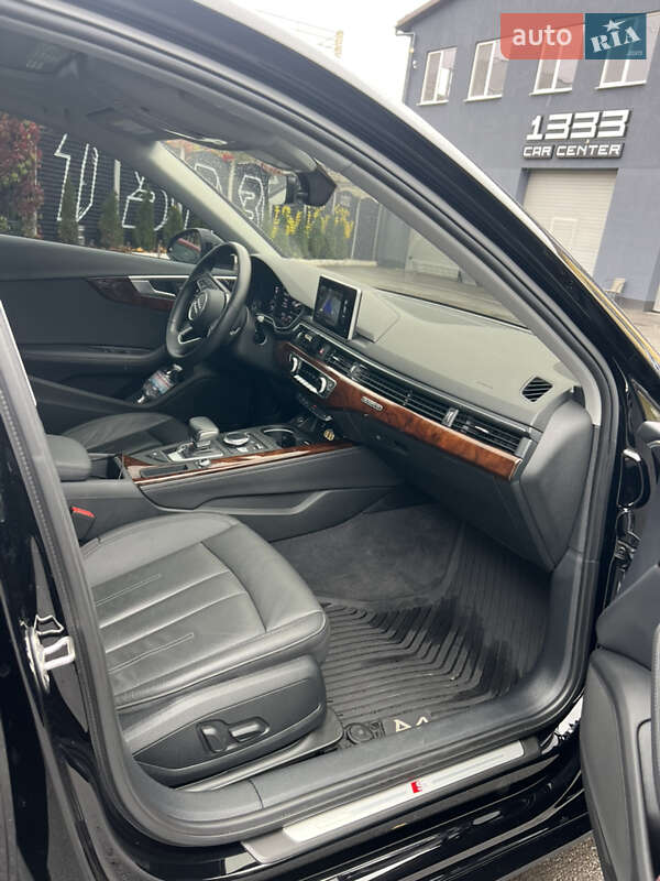 Седан Audi A4 2018 в Харкові