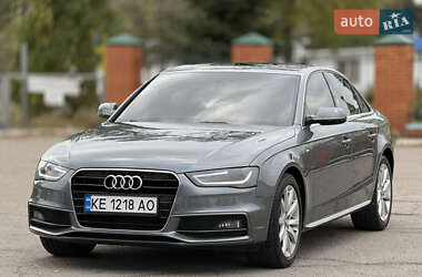 Седан Audi A4 2013 в Днепре