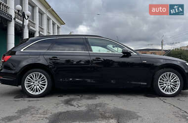 Универсал Audi A4 2018 в 