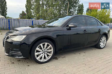 Седан Audi A4 2016 в 