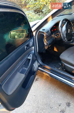 Універсал Audi A4 2000 в 